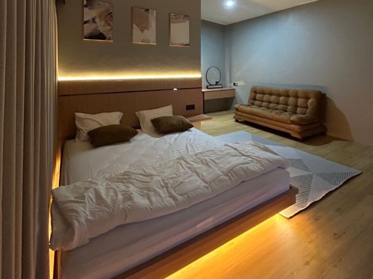 Cabin-interior-1
